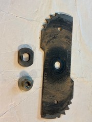 BLACK+DECKER Replacement Blade For LE750 & nut & washer