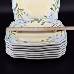 8 Vtg Daisy Chain Block 2001 Dinner Plates Lt. Blue White Yellow Daises 10.5″