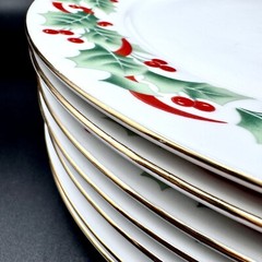 VTG 1990 SANGO NOEL 10.25″ Dinner Plates 8401 Christmas Holly & Ribbons SET/7