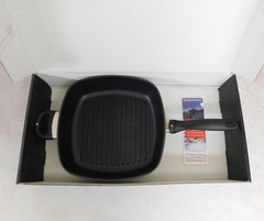 Swiss Diamond Classic Nonstick Deep Square Grill Pan, 11 Inch – NEW