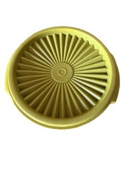 Tupperware Vintage Solid Yellow/Green Round Snap Lid Stackable Container Set