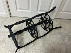 Vintage Victorian Cast Iron 3 Tier plant Stand 26.5”h Flat Black Rose Pattern