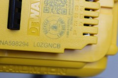DEWALT MAX XR 20V Lithium-ion Battery DCB206 DCB1104 Charger