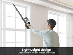 Samsung Bespoke Jet™ Cordless Stick Vacuum with Clean Station – Misty White