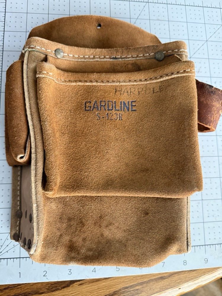 GARDLINE S-123R Tool belt carpenter Leather holder AS SHOWN, SEE REMARKS