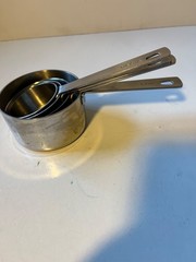Williams Sonoma Measuring Cups Set of 4 18/10 Stainless Steel