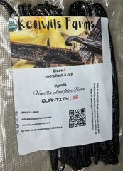 Organic vanilla beans, Grade A. Plump, moist with 30-35% moisture content