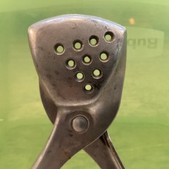 Vintage Citrus Lemon Lime Squeezer – 6.75 in. Cast Aluminum – Hand Held – NICE !