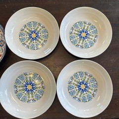 222 FIFTH Tunisia Pattern, Set of 4 Pasta or Soup Bowls, 9.5″ Porcelain Pristine