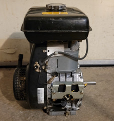 6hp Wisconsin Robin EY23 Horizontal Shaft Engine, Runs But Needs Repairs