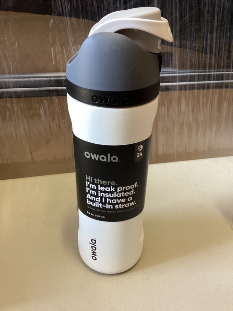 Owala 24oz FreeSip Stainless Steel Water Bottle – Sleek New