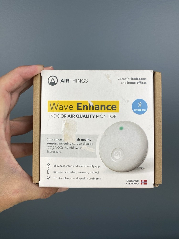 NEW Airthings 322 Wave Enhance -Indoor Air Quality Monitor