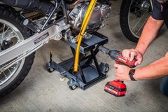 Powerbuilt 1000Lbs Deluxe Utility and Motorcycle Lift – 941877ECE