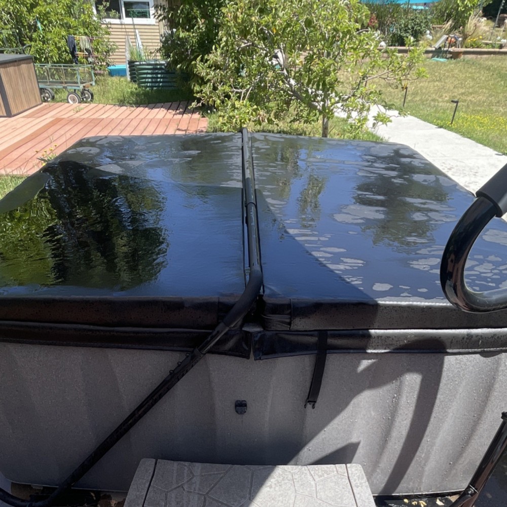 AquaRest Spas HU2 Gray Square Hot Tub 4-Person 300 Gal w/ Cover Panel