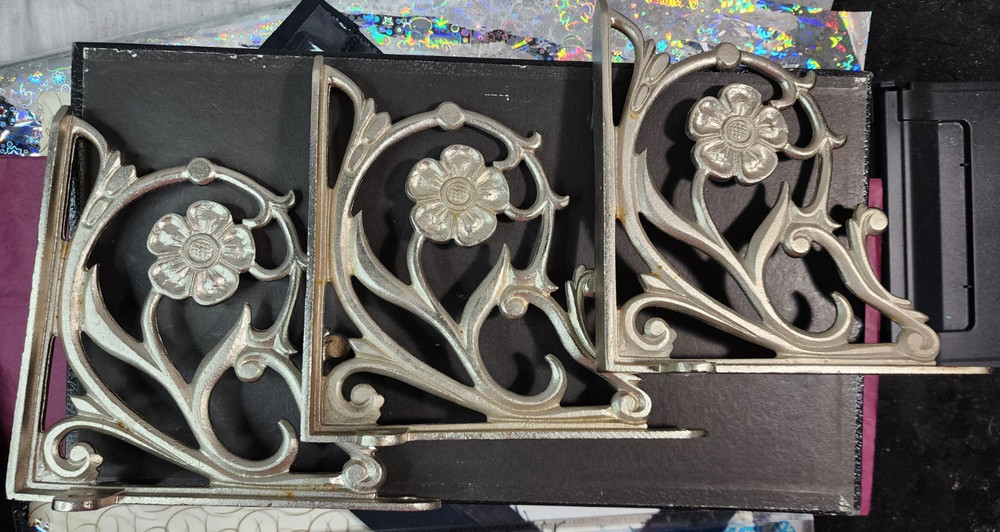 3 pcs lot of Shelf Brackets Iron Silver Finish Floral Ornate Decorative 7″ x 7″