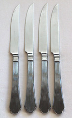 4 Lenox ABILENE Serrated Steak Dinner Knives Stainless Vietnam 9-1/2″ Long-EUC