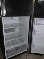 64 3/4″ GE GTS16GSHJRSS, 15.5-Cu. Ft. Top-Freezer Refrigerator Silver