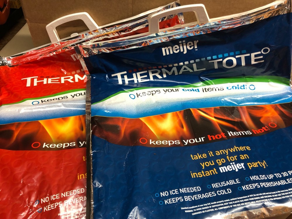 LOT of 2 Meijer Thermal Totes – Keep Cold Things Cold & Hot Hot #F81