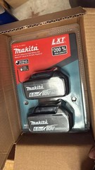 2 x Makita BL1860B-2 18V LXT Lithium-Ion 6.0 Ah Battery – NEW – USA SHIP