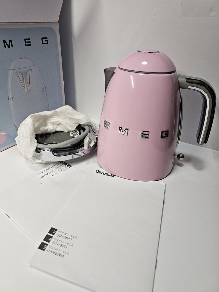 SMEG KLF03PKUS Pink Retro Electric Kettle Open Box Never Used w/ Box Manual