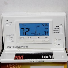 LuxPro P621U Thermostat for Heat & AC and Heat Pumps 2 Stages Heat 1 Stage Cool