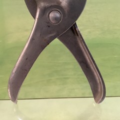 Vintage Citrus Lemon Lime Squeezer – 6.75 in. Cast Aluminum – Hand Held – NICE !