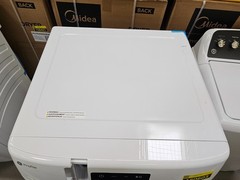 GE Profile PFQ83HSHWWW 28″ White 4.6 cu. ft. Washer/Dryer Combo NOB #160603