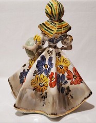 15.5″ Handpainted Ceramic/Porcelain Lady With Water Jug Figurine Made In Italy