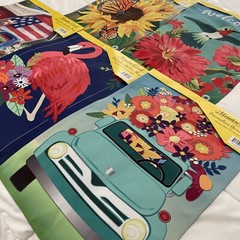 Meadow Creek Decorative Garden Flag 12.5 in x 18 in Double Sided / New