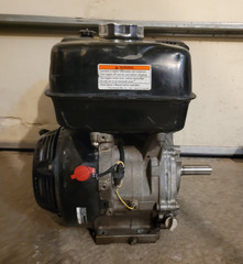 13 HP Honda GX390 Horizontal Shaft Engine/Motor, Runs Good