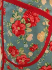 HANDMADE CRISS CROSS APRON SIZE LARGE