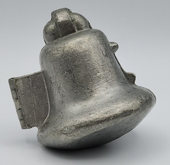 ANTIQUE Metal Bell Ice Cream Chocolate Mold #605 – 3.25″