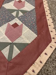 Quilted table runner Tulips country chic handmade pink ivory 51×15.5 in Spring