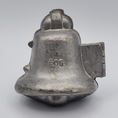 ANTIQUE Metal Bell Ice Cream Chocolate Mold #605 – 3.25″