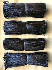 Tahitian Bourbon Vanilla Beans Grade B, Whole Beans for Baking and Extract
