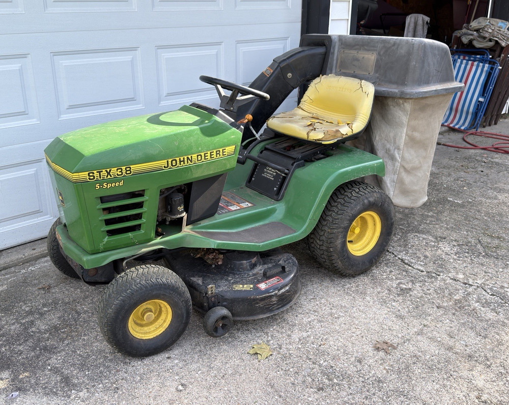 John Deere STX-38 Gas Riding Lawn Mower w/ Grass Catcher, Green/Yellow/Black