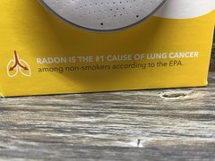 Airthings Wave Radon 2951 Radon Detector Humidity & Temperature Monitoring
