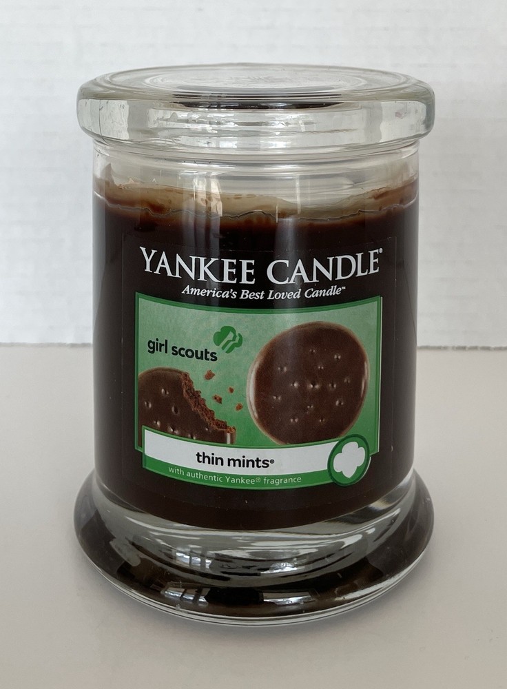 Yankee Candle Girl Scouts Thin Mints 8oz. Candle Single Wick New Chocolate Mint
