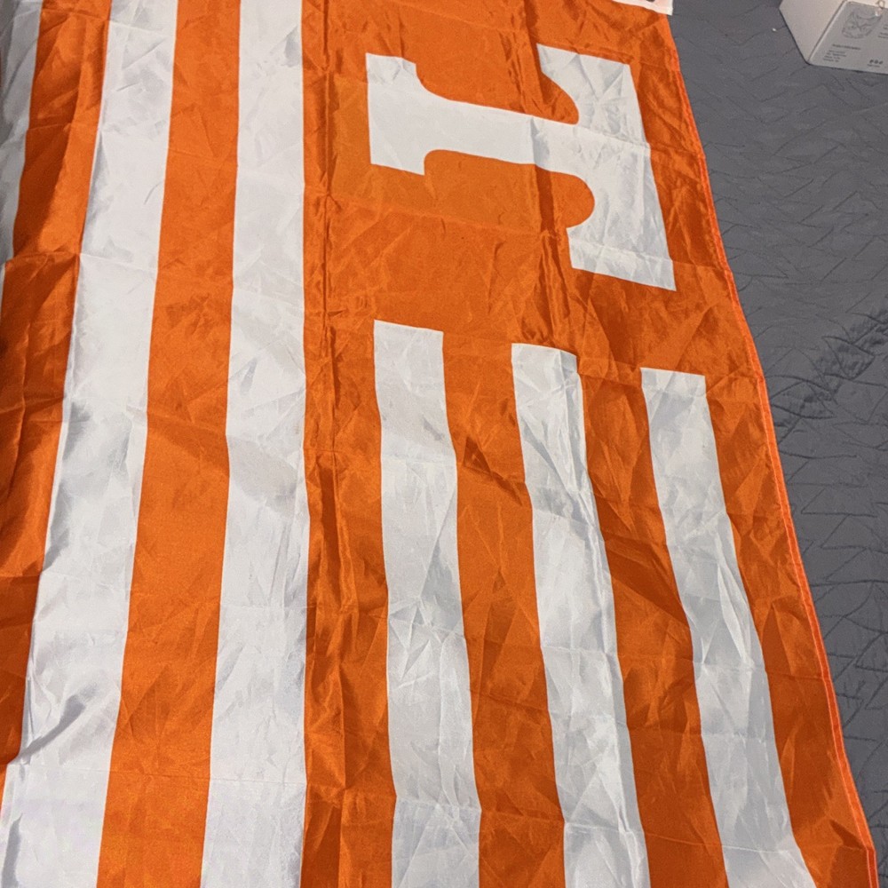 Tennessee Volunteers Orange & White Nylon Flag w/ Grommets 35 x 58 in