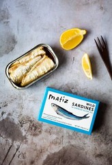 Matiz Sardines in Olive Oil 4.2 Ounce Can Pack of 5 Spanish Gourmet Wild Caug…