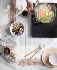 Stainless Steel Pot with Glass Lid, 2.8 Liter Saucepan, Induction, Gas & Eletric