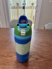 Owala Kids’ FreeSip water bottle 16oz blue and green new Color: Green Machine
