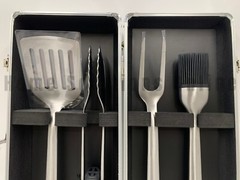 Williams Sonoma BBQ Grill Tool Set Of 4 Stainless Steel Utensils #9790B