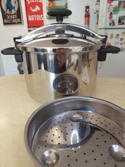 Fagor 8L Stainless Steel Pressure Cooker Pot w/Lid Induction Gas Compatible