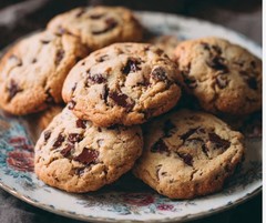 24 (2dz) Homemade Chocolate chip Cookies natural ingredient old fashion