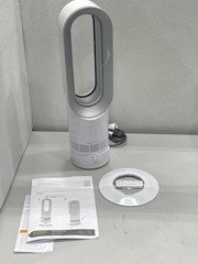 Dyson AM09 Hot+Cool Jet Focus Bladeless Heater and Fan – White/Silver