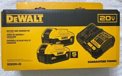 New Dewalt 20V Volt Max DCB205-2C (2 DCB205 Batteries & 1 DCB1104 Charger) NIB
