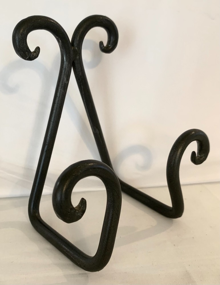 Hand Forged Heavy Duty Blacksmith Artisan Wrought Iron Plate Stand/Wall Mount