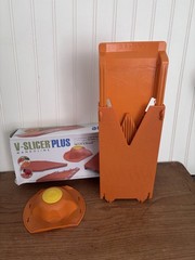 Swissmar Borner V-Slicer Plus Mandoline With Original Box Made in Germany
