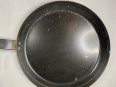 De Buyer Blue Carbon Steel Crepe Tortilla Omelet Pan 9.5” France